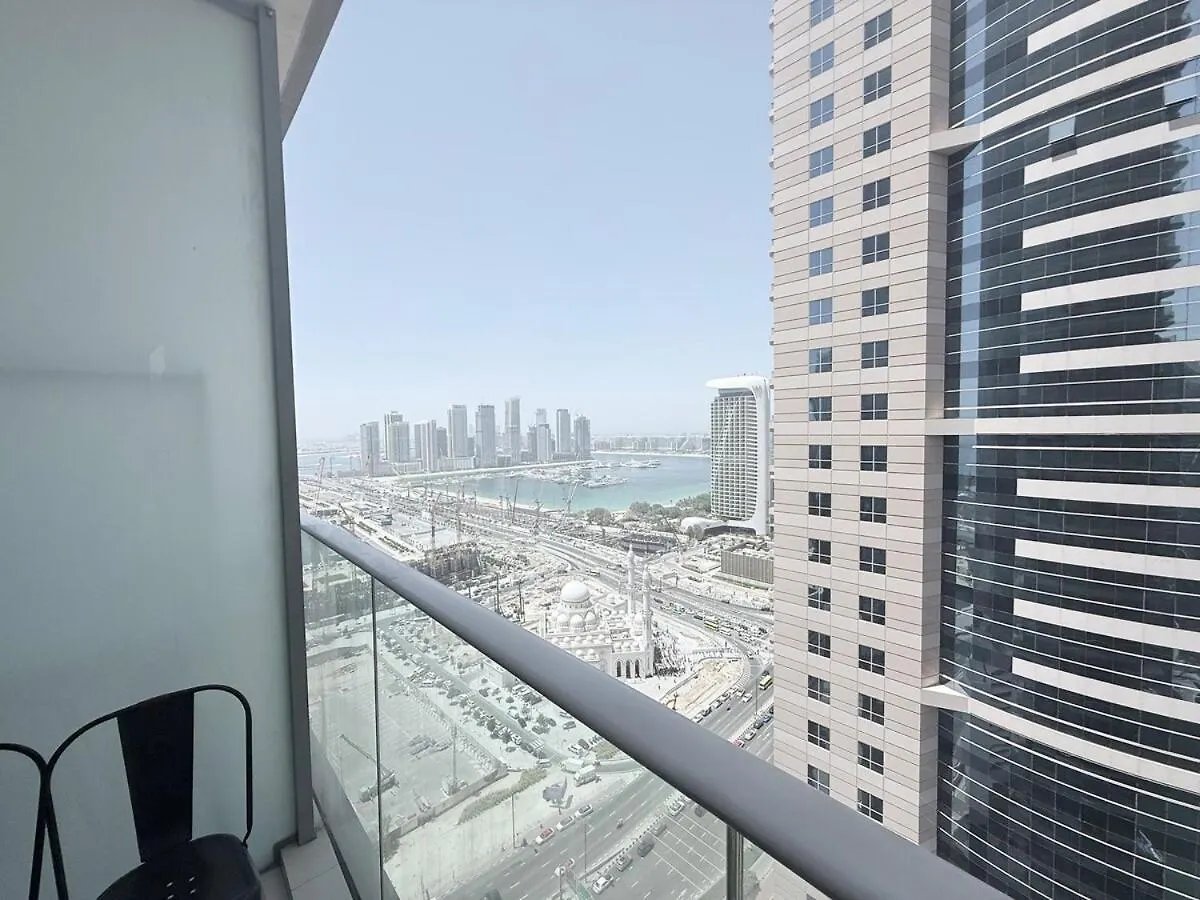 Premium Stay - Damac Heights 1Br Dubai Apartment