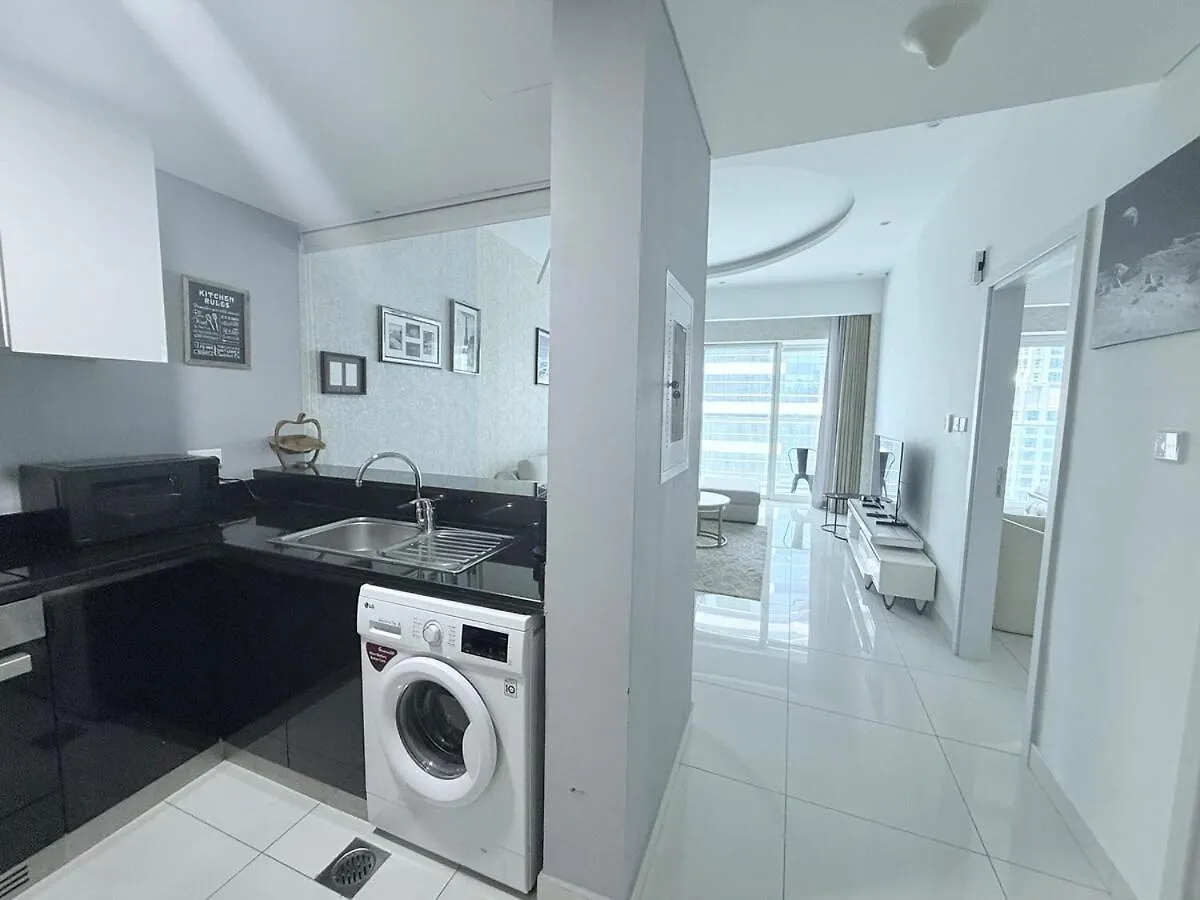 Premium Stay - Damac Heights 1Br Dubai 0*,  United Arab Emirates